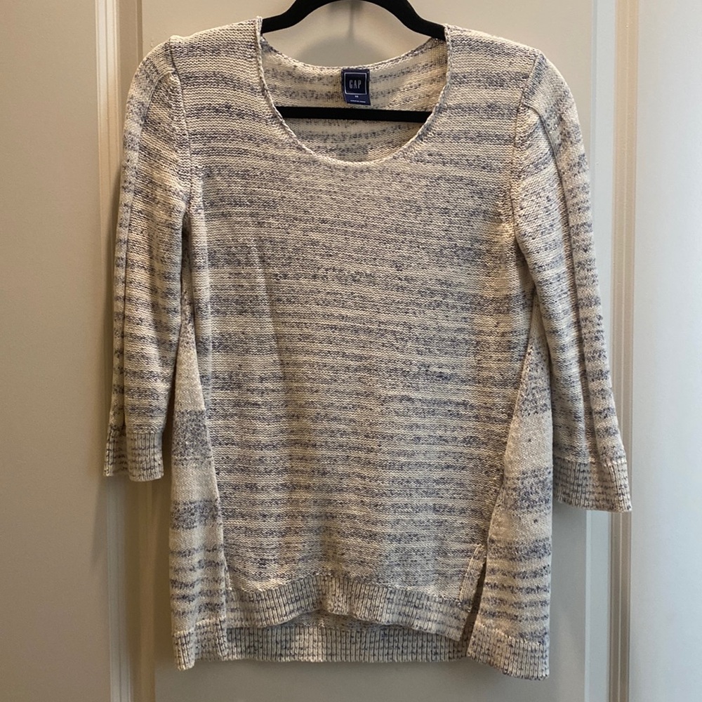 Gap XS Cream and Light Blue 3/4 length scoop sweater